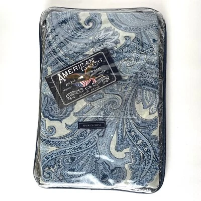 Um painel cortina American Living azul paisley 52” X 84” Baxter paisley transparente - Imagem 1 de 4