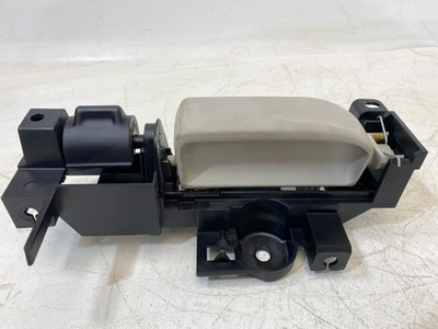 Chrysler Pacifica 2017-2025 trasero derecho pasajero puerta corredera manija interior OEM Foto 1 de 4