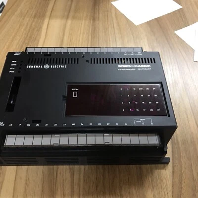GENERAL ELECTRIC IC609SJR100C SERIESONEJUNIOR PROGRAMMABLE CONTROLLER - Image 1 of 4