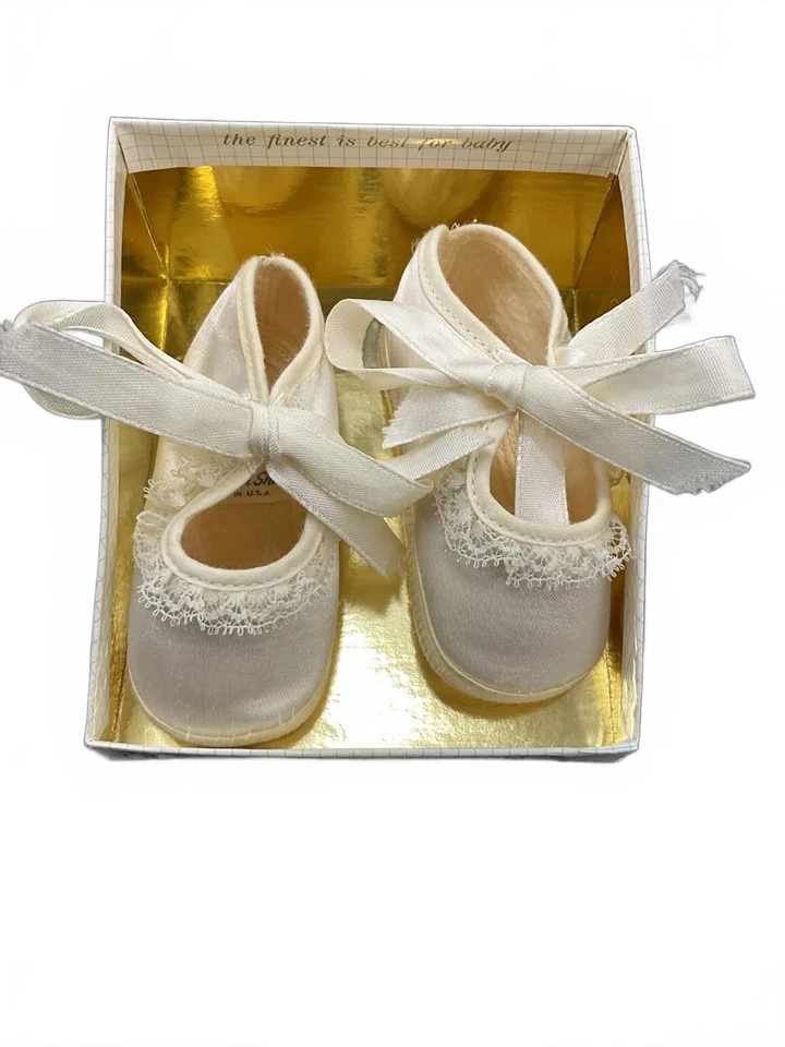  1960's Vintage Baby Deer Infant Baby Shoes - Image 1 of 4