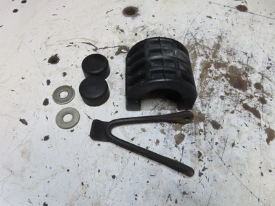 Kawasaki KZ400 KZ400S 1975 ojales de tanque de gasolina Foto 1 de 4