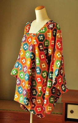 复古日本和服 Michiyuki Haori 大衣丝绸多色 Kikkou-Hanabisi — 第 1/4 张图片