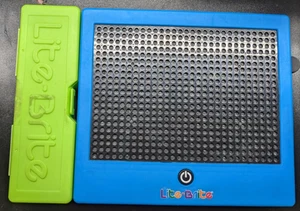 Lite Brite - Travel Toy Set with Unknown Amount of Pegs - UNTESTED - See Pics - Picture 1 of 4
