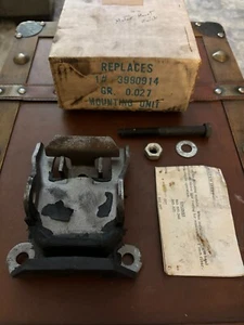 GM 3990914 Motor Mounting Bracket Vintage Car Part NOS 1962-1967 General Motors - Picture 1 of 5