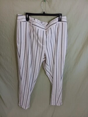 Pantalones de vestir recortados de trabajo Calvin Klein para mujer talla grande 14W blanco gris a rayas Foto 1 de 4