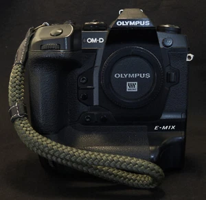 Olympus EM1X full Professional Kit with 12-100 f4 Pro and accessories - Picture 1 of 24
