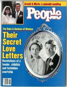 PEOPLE MAGAZINE MAY 12, 1986 ~ DUKE & DUTCHESS OF WINDSOR, ADAM WEST, VINTAGE! - Picture 1 of 12