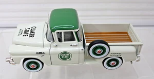 GMC Stepside Truck 1:24 Scale 1958 Quaker State Racing Motor Oil M2 R113/23-28 - Picture 1 of 11