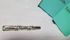 Tiffany & Co. Classic Signature Luxus-Krawattenclip in Aufbewahrungsbox Made in USA　