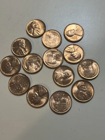 1952-D Lincoln Wheat Cent - (1) Mint State Red Coin from BU Bank Wrap Roll Cover