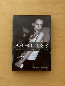 kate moss: model of imperfection #PG432K - Picture 1 of 4