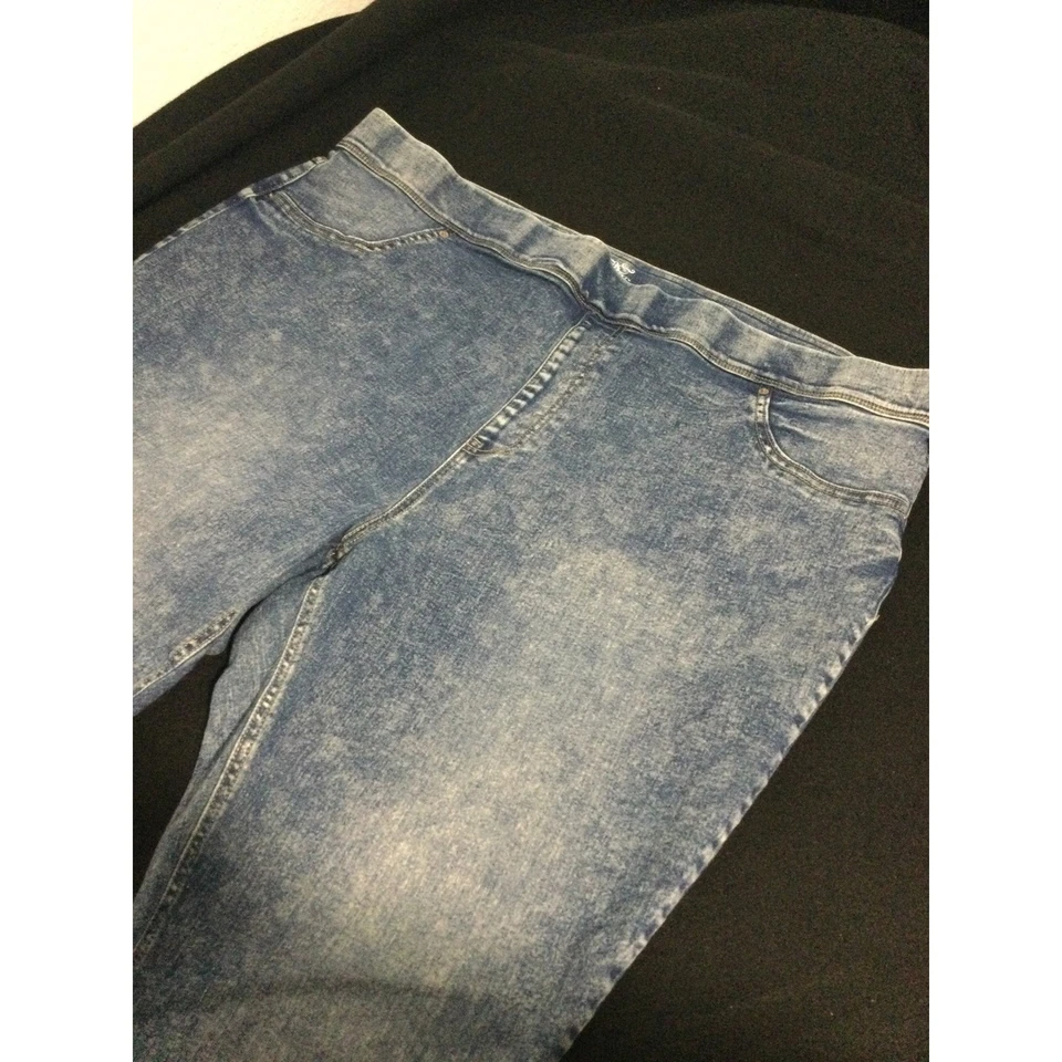 Leggings de mezclilla para mujer Terra & Sky talla grande lavado ácido 3X (24W-26W) Foto 1 de 4