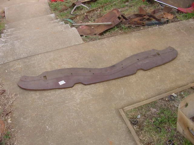 1949 1950 FRAZER NOS Manhattan Front Stone DEFLECTOR o cenefa  Foto 1 de 1