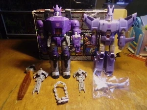 Transformers Galvatron e Cyclonus War for Cybertron Kingdom WFC loose Hasbro - Foto 1 di 4