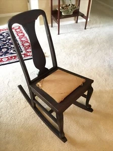ANTIQUE Small Ladies or Older Youth Size Rocker! 31” Tall LOCAL PICK UP Only - Picture 1 of 9