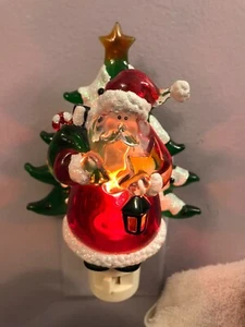 Christmas night light Santa with toys & christmas tree MAX5509 - Picture 1 of 6