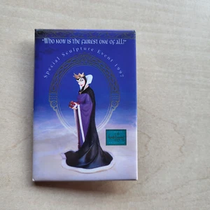 Pin insignia Blancanieves Walt Disney colección clásicos 1997 evento escultura - Imagen 1 de 2
