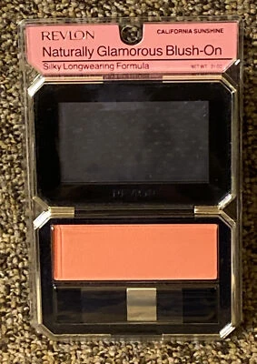 Revlon Naturally Glamorous Blush-On Silky Longwearing Form. California Sunshine - Image 1 of 2
