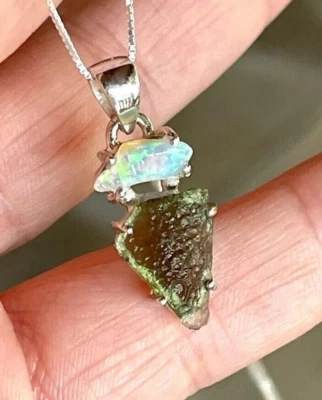 Pingente genuíno de prata esterlina 925 moldavita áspera e opala etíope - Imagem 1 de 4
