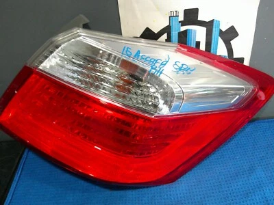 Luz trasera sedán Honda Accord 20 13-2015 lado del conductor derecho OEM TLP-3 Foto 1 de 4