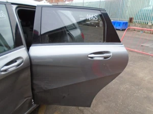 12 MERCEDES B180 W246 CDI NEARSIDE REAR LOCKING MECHANISM 11-18 BREAKING CAR - Picture 1 of 3