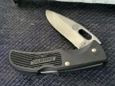 Bear MGC Usa Lockback Knife MAC TOOLS Advertising Logo On Blade, Black Grip - Image 1 of 4