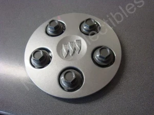NOS OEM BUICK Regal Century Wheel CENTER CAP 1997 - 2002 - Picture 1 of 2