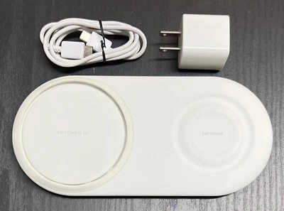 Samsung - Duo 12W Qi Certified Fast Charge Wireless Charging Pad - Weiß - Bild 1 von 2