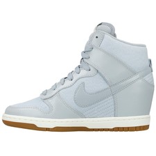 women's nike dunk sky high