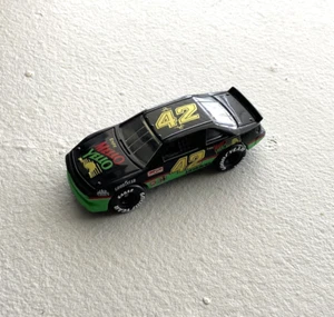 1992 Matchbox Racing Super Stars | Kyle Petty #42 Mello Yello 1:66 | Loose - Picture 1 of 9