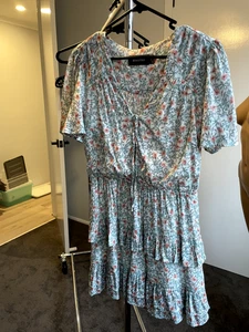 Minkpink floral dress size m - Picture 1 of 6