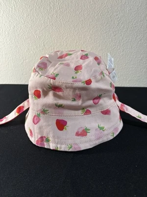 Sombrero cubo The Children’s Place rojo y rosa fresa 6 - 12 meses correa para la barbilla Foto 1 de 4