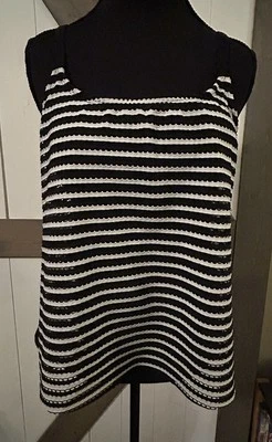 Croft & Barrow Black & White Striped Padded Tankini Swim Top Women's Size 12 - Image 1 of 4