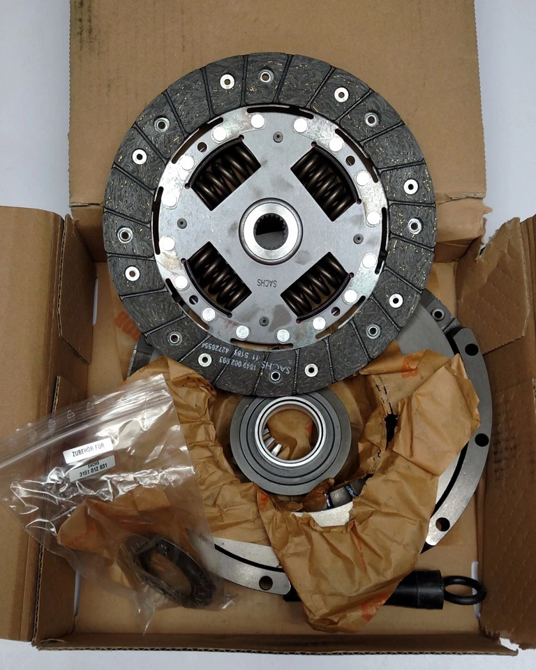 Kit de embrague tipo OEM SACHS, Porsche, 911, 911E, 911S, 911T, 1972-76 Foto 1 de 1