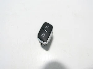 INTERRUPTOR DE BLOQUEO DE PUERTA DELANTERA DERECHA/FUERA DE JUEGO FORD FIESTA MK8 2017-21 (5 PUERTAS HBK) O7613 - Imagen 1 de 8