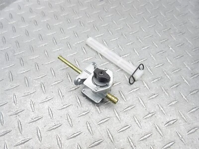 2007 07-10 Yamaha XVS1300A VSTAR 1300 Fuel Gas Petrol Petcock Tap On Off Valve - Image 1 of 4