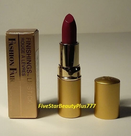 LÁPIZ LABIAL CON ACABADOS DE FERIA DE MODA *Sherry Chic 8904* TAMAÑO COMPLETO nuevo en caja Foto 1 de 1
