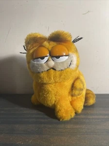 1981 Vintage Dakin Garfield Cat Small Sitting Stuffed Animal 6” Plush - Picture 1 of 6