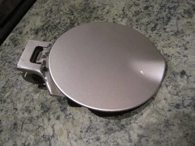 Buick Rainier Fuel Filler Gas Tank Door Light Tarnished Silver Met #994L 2006 - Image 1 of 2