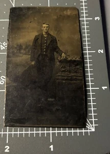 1870s Handsome Man Antique Gay Int Tintype PHOTO - Picture 1 of 3
