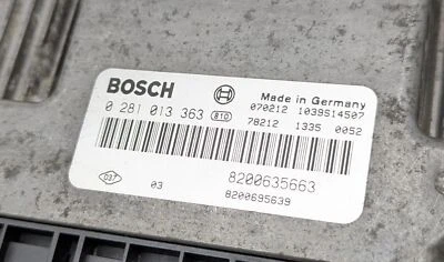 Motore Centralita Renault Master / Opel Movano 0281013363 8200635663 - Immagine 1 di 3