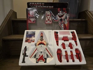 TRANSFORMERS G1: Jetfire with instruction & box! - Picture 1 of 16