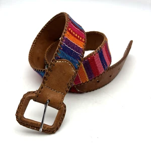 Cintura pelle vintage anni 80 90 fatta a mano arazzo multicolore orlo a frusta 29-31" - Foto 1 di 12