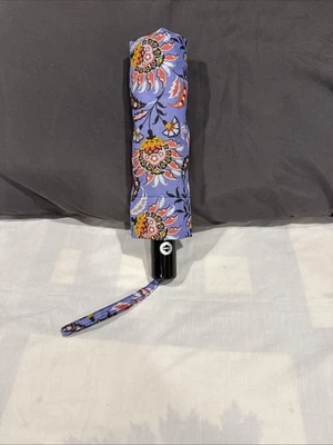 Vera Bradley compacto automático abrir/fechar guarda-chuva mural jardim com manga - Imagem 1 de 4
