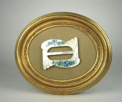 Hebilla de cinturón enmarcada madreperla concha pintada a mano tono dorado flor floral Foto 1 de 4