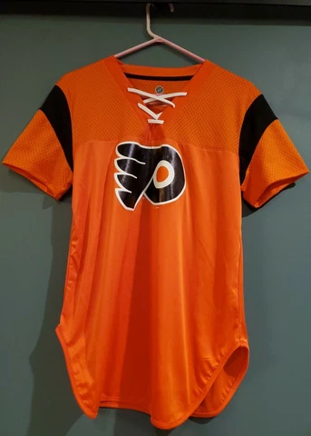 NHL Philadelphia Flyers Women's Short Sleeve Fashion Jersey Size LG Cover