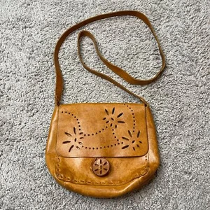 Laura Ashley Vintage Leather Shoulder Saddle Bag Brown Made In India - Picture 1 of 8