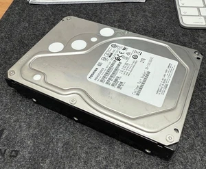 Toshiba MG04SCA20EN 3.5 Zoll 2TB 7.2K 12G SAS Festplatte HDD - Bild 1 von 5