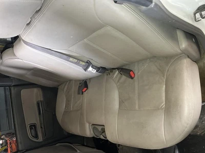 Asiento trasero usado se adapta: Chevrolet Colorado 2005 grado A Foto 1 de 4