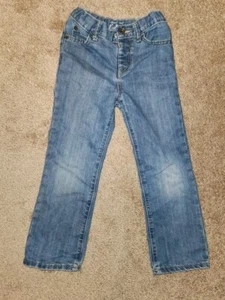 Boys Jeans Size 5T - Picture 1 of 2
